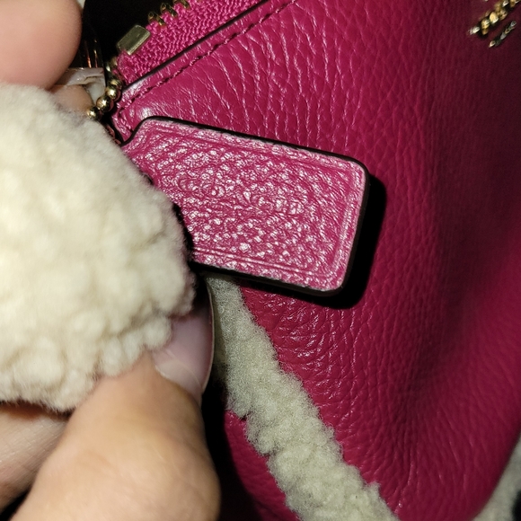 Coach wristlet extra small handbag 👜 authentic pink gold Hardware - Picture 3 of 5